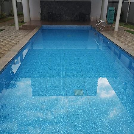 Anarta House H11/10 Hotell Tegal  Exteriör bild